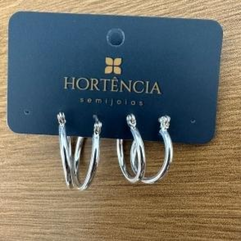 BRINCO DUPLA ARGOLA TUBO FECHO ITALIANO