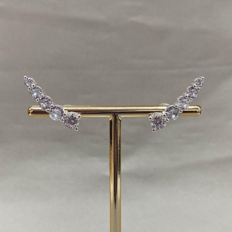 BRINCO EAR CUFF COM ZIRCONIAS CRISTAIS