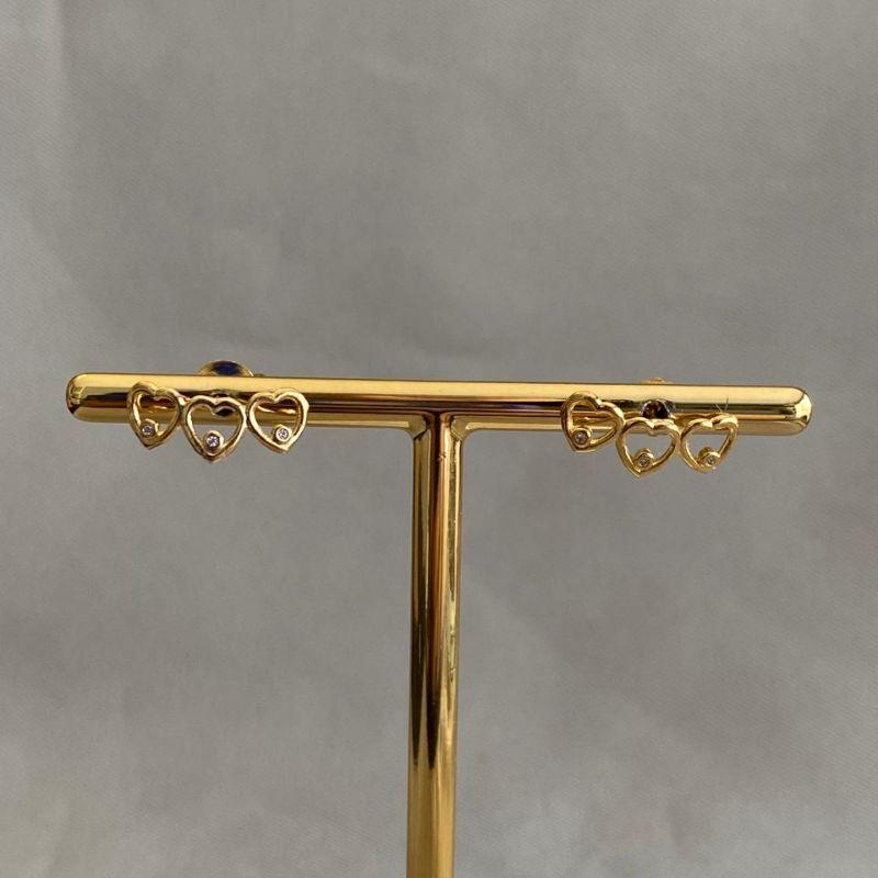 BRINCO EAR CUFF TRÊS CORAÇÔES