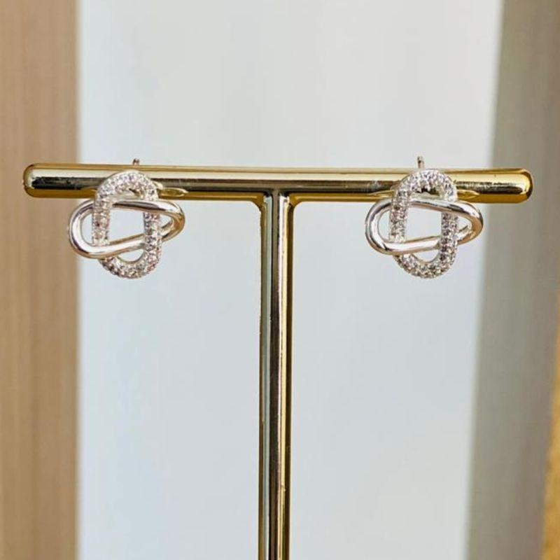 BRINCO ENTRELAÇADO LISO E CRAVEJADO