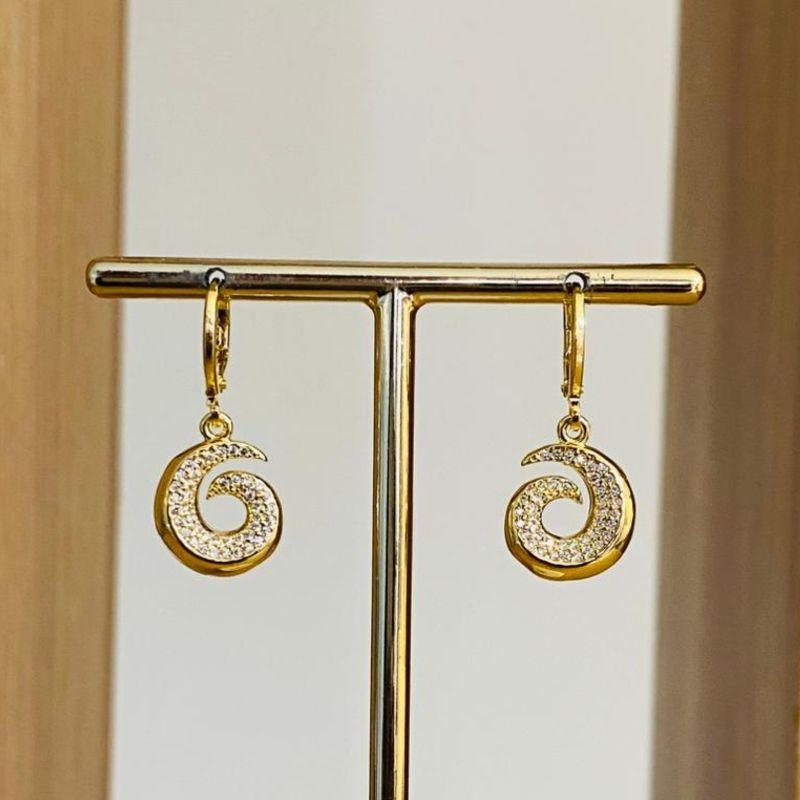 BRINCO ESPIRAL CRAVEJADO