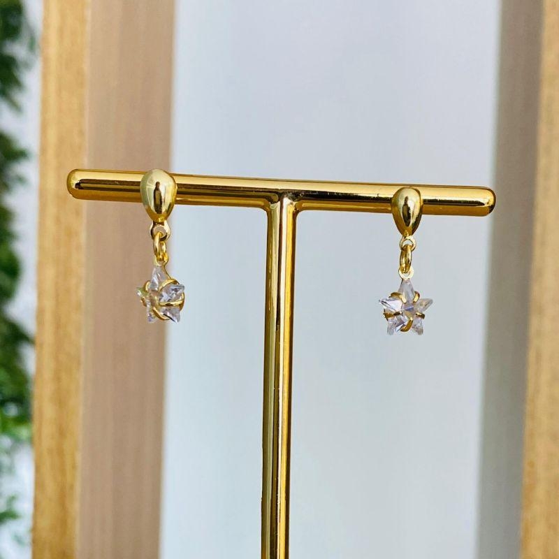 BRINCO ESTRELA ZIRCONIA