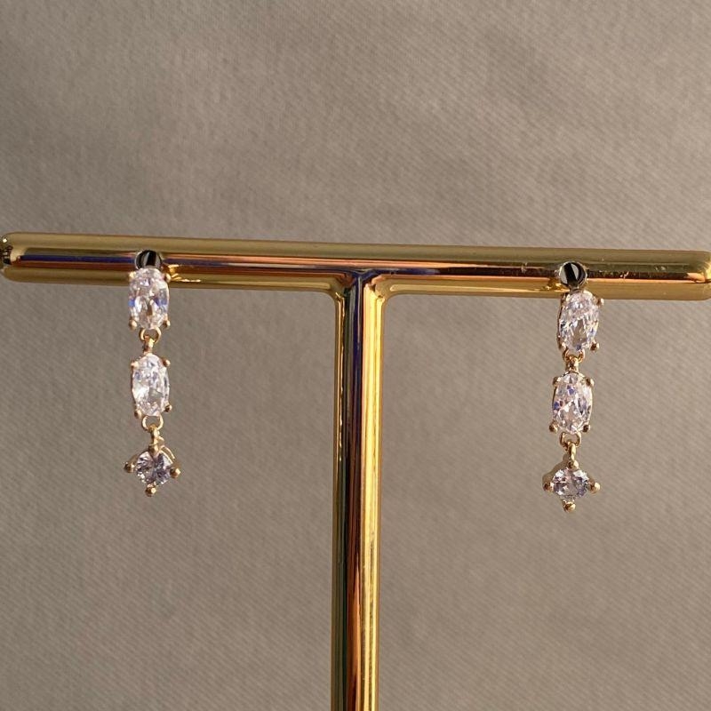 BRINCO FESTA ZIRCONIAS