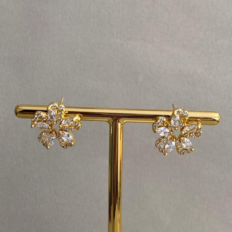 BRINCO FLOR COM ZIRCONIA