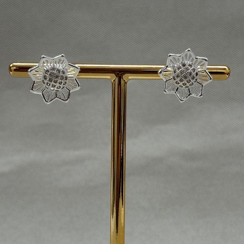 BRINCO FLOR ZIRCONIAS