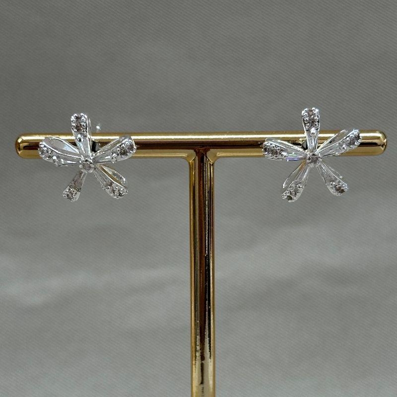 BRINCO FLOR ZIRCONIAS