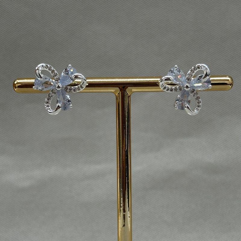 BRINCO FLOR ZIRCONIAS/CRAVEJADO