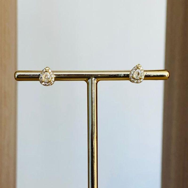 BRINCO GOTINHA CRAVEJADA