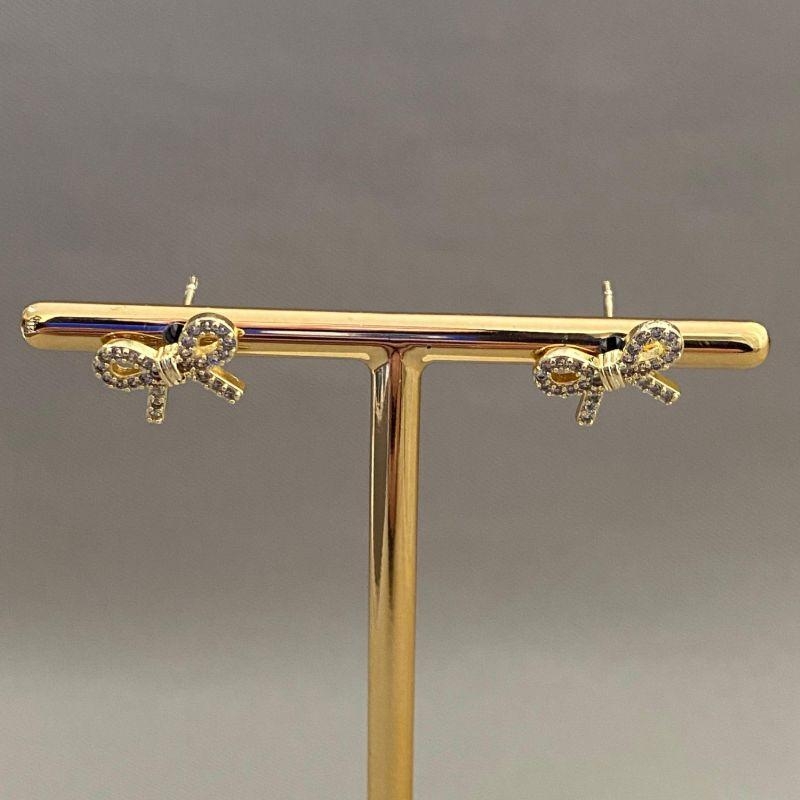 BRINCO LACINHO CRAVEJADO