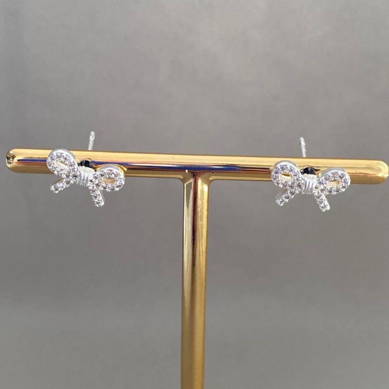 BRINCO LACINHO CRAVEJADO