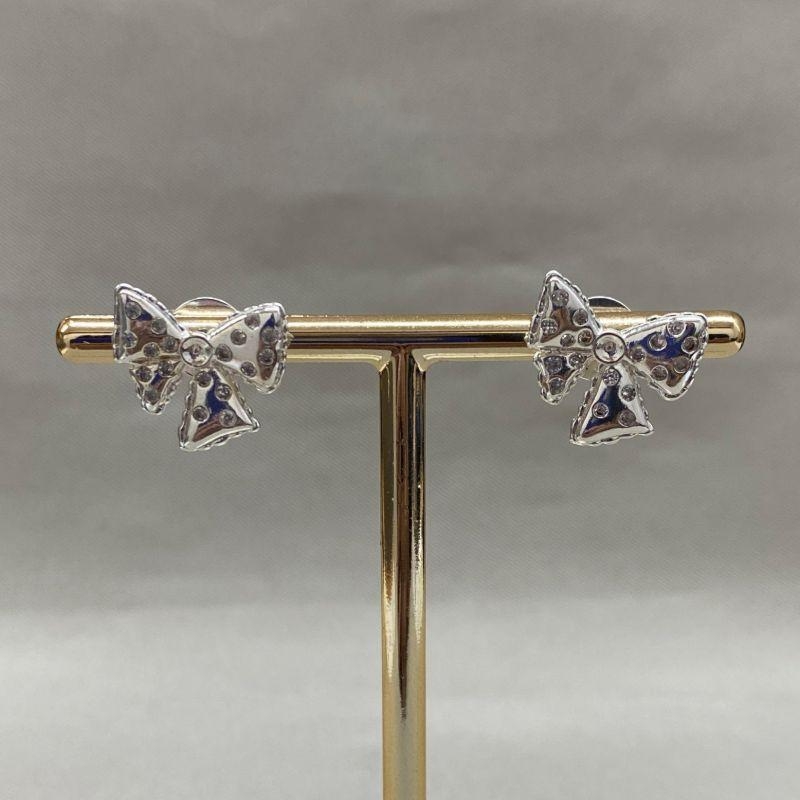 BRINCO LAÇO COM ZIRCONIA