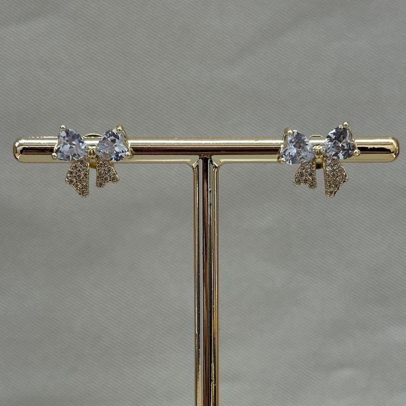 BRINCO LAÇO CRAVEJADO COM ZIRCÔNIA