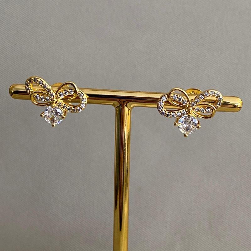 BRINCO LAÇO CRAVEJADO COM ZIRCONIA