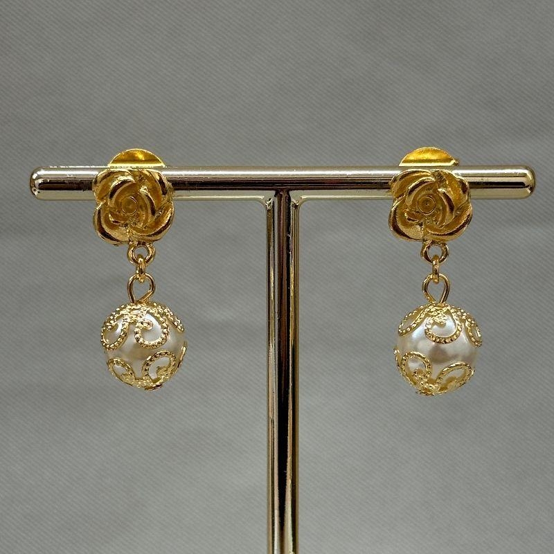 BRINCO PEROLA DETALHADA