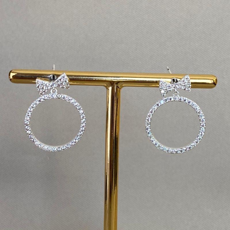 BRINCO REDONDO CRAVEJADO