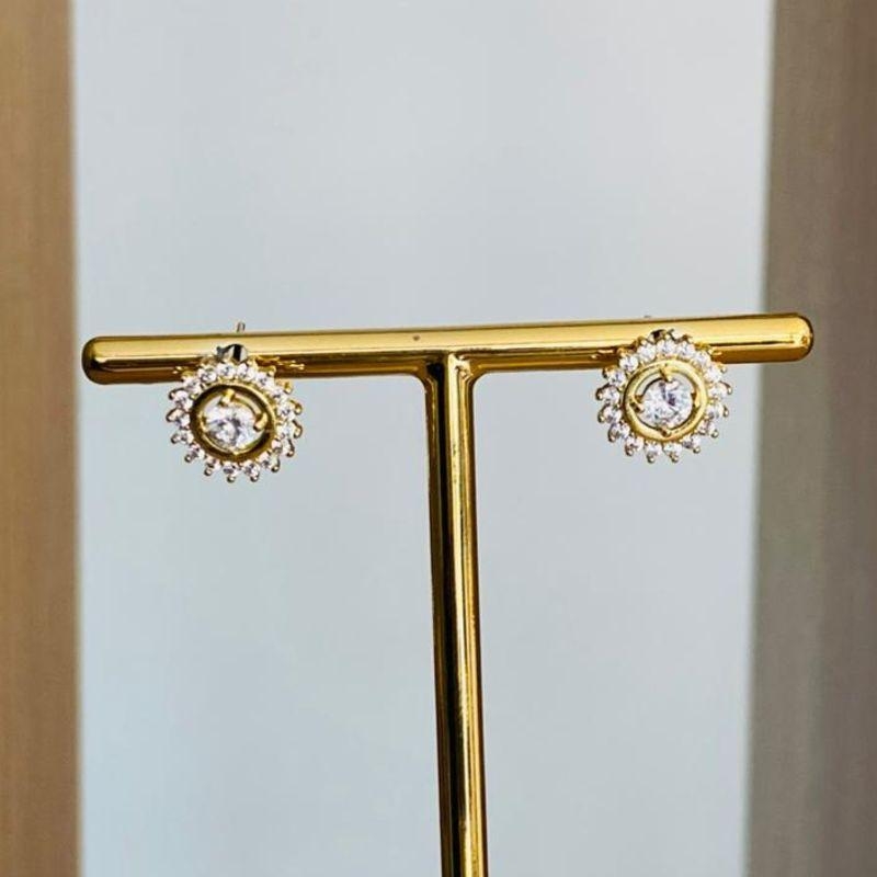 BRINCO REDONDO CRAVEJADO