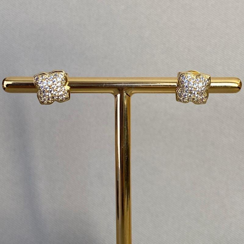 BRINCO TREVO CRAVEJADO