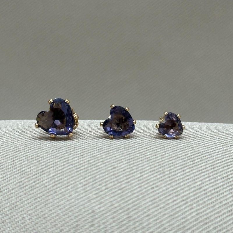 BRINCO TRIO DE CORAÇÃO EM ZIRCONIA TANZANITE