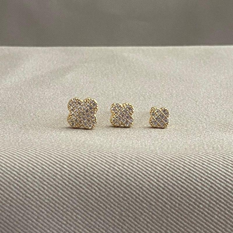 BRINCO TRIO TREVO CRAVEJADO