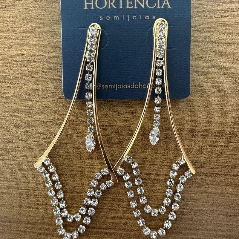 BRINCO ZIRCONIAS CASCATAS