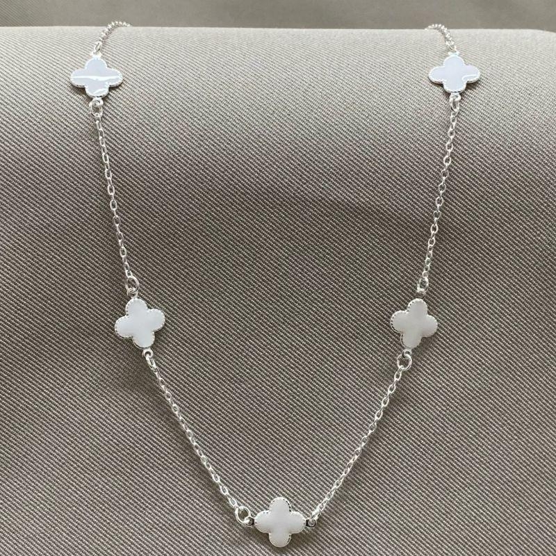 COLAR 5 TREVOS BRANCO 40+5CM