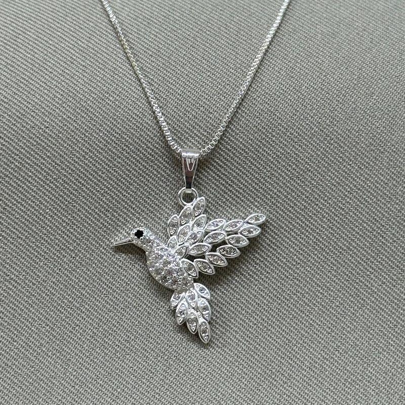 COLAR BEIJA-FLOR CRAVEJADO