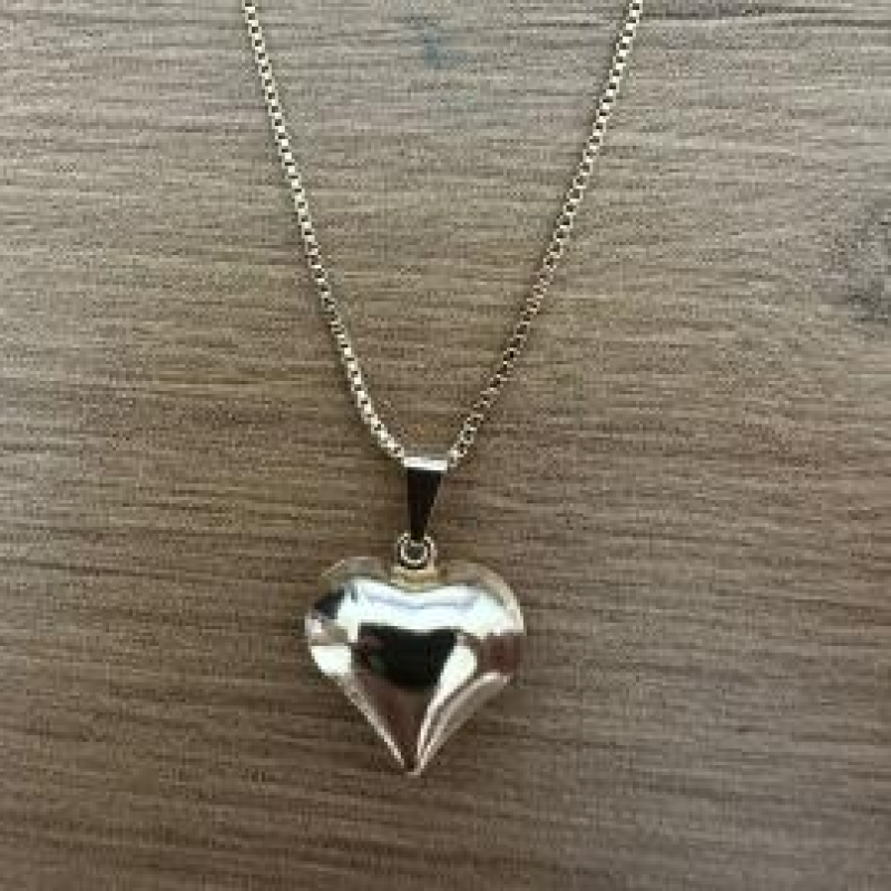 COLAR CORAÇÃO CHEIO 45CM