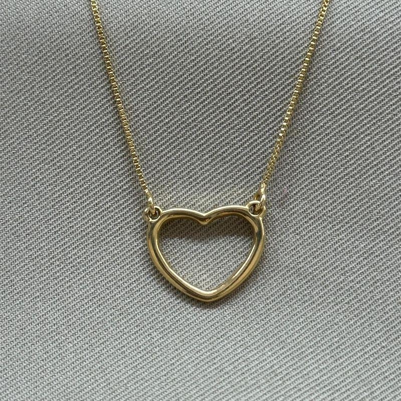 COLAR INFANTIL CORAÇÃO VAZADO