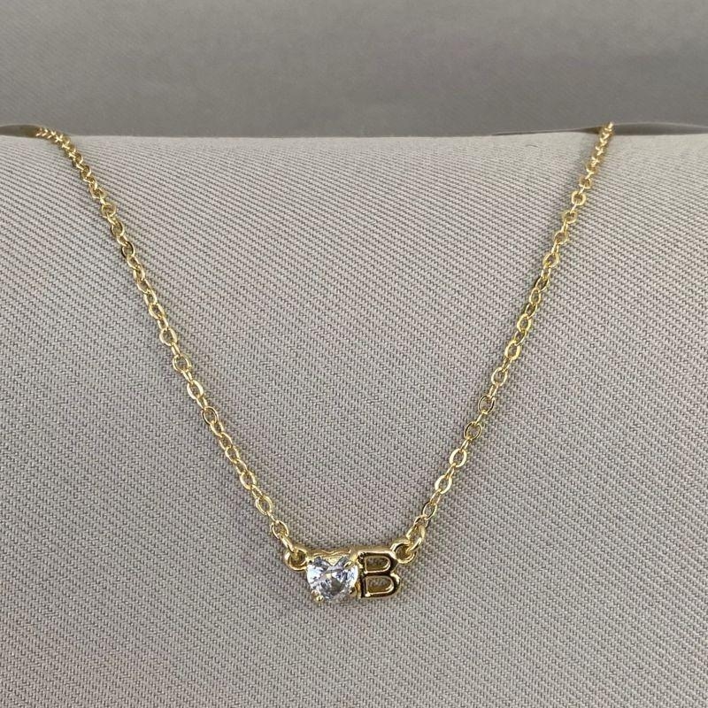 COLAR LETRA B COM CORAÇÃO ZIRCONIA