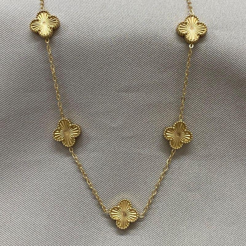 COLAR LONGO TREVOS DOURADOS