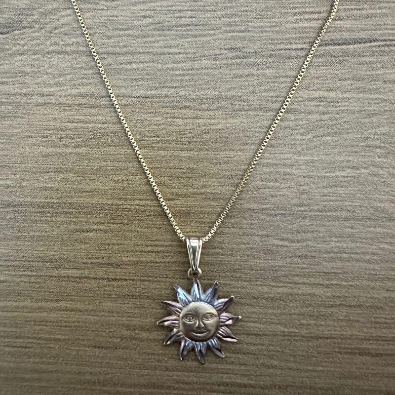 COLAR SOL MISTICO DIAMANTADO 3 OUROS