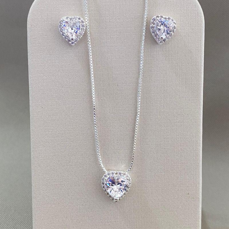 CONJUNTO CORAÇÃO CRAVEJADO