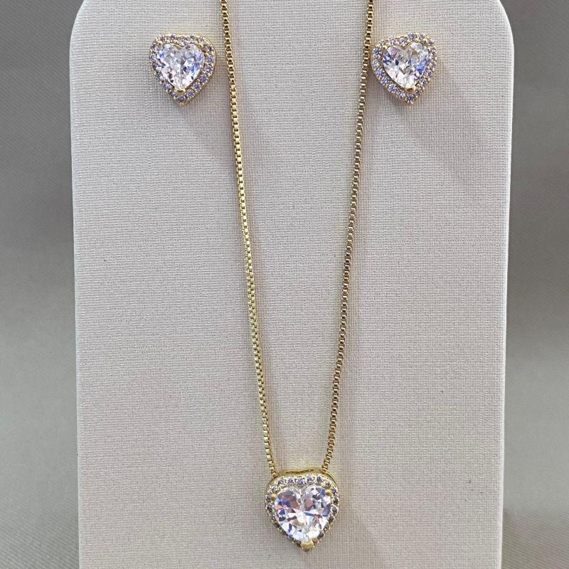 CONJUNTO CORAÇÃO CRAVEJADO