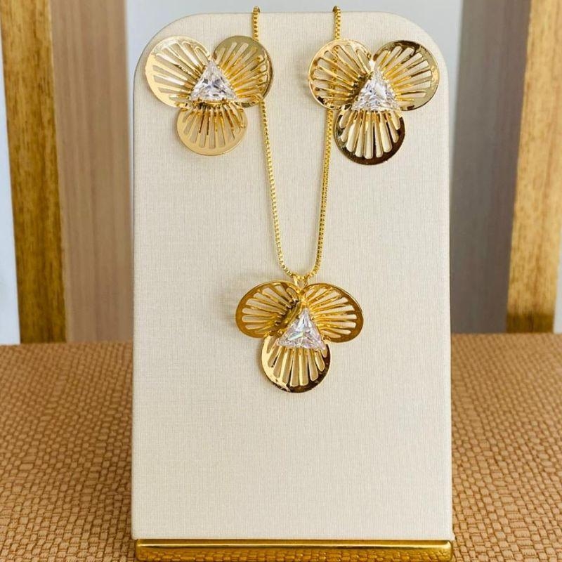 CONJUNTO FLOR COM ZIRCONIA