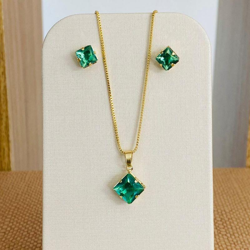 CONJUNTO QUADRADO VERDE