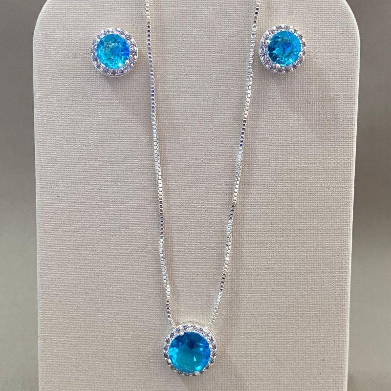 CONJUNTO REDONDO CRAVEJADO