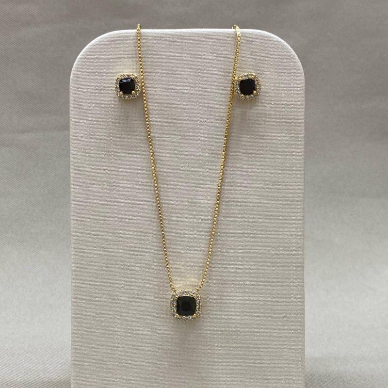 CONJUNTO ZIRCONIA PRETA CRAVEJADA EM VOLTA