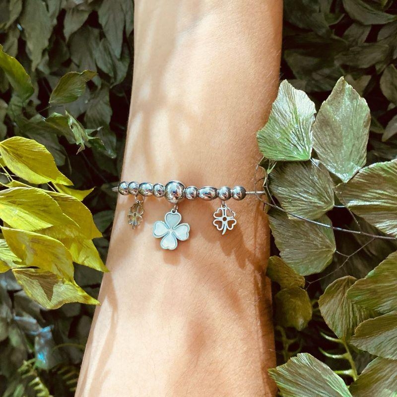 PULSEIRA BOLINHAS E BRANCO E VAZADO