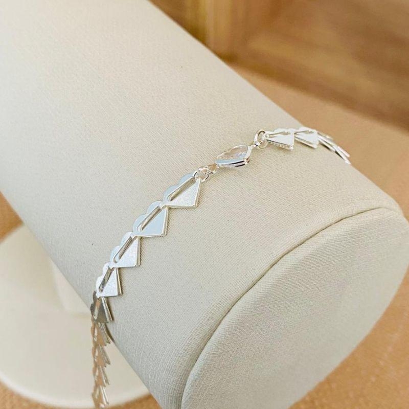 PULSEIRA CORAÇÕES COM ZIRCONIA