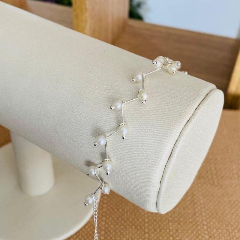 PULSEIRA PEROLAS ENTRELAÇADAS