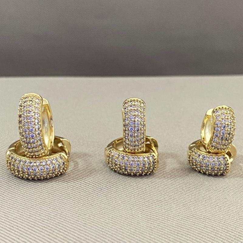 TRIO DE BRINCOS ARGOLINHA CRAVEJADA