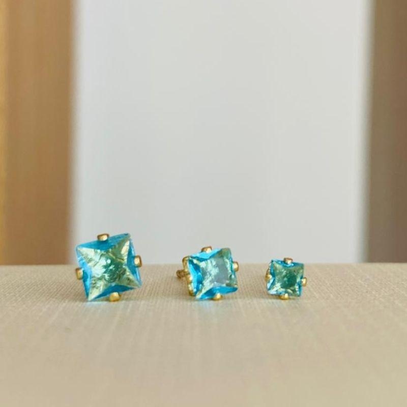 TRIO DE BRINCOS QUADRADO AZUL CLARO