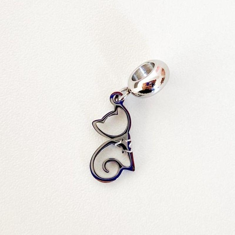 BERLOQUE PENDURICALHO DE GATO VAZADO