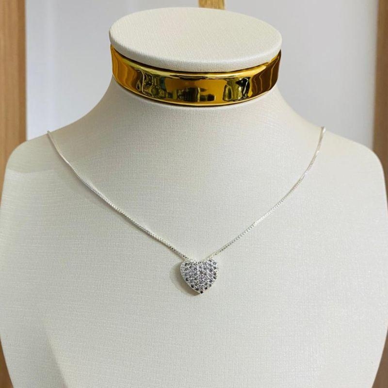 COLAR CORAÇÃO CRAVEJADO