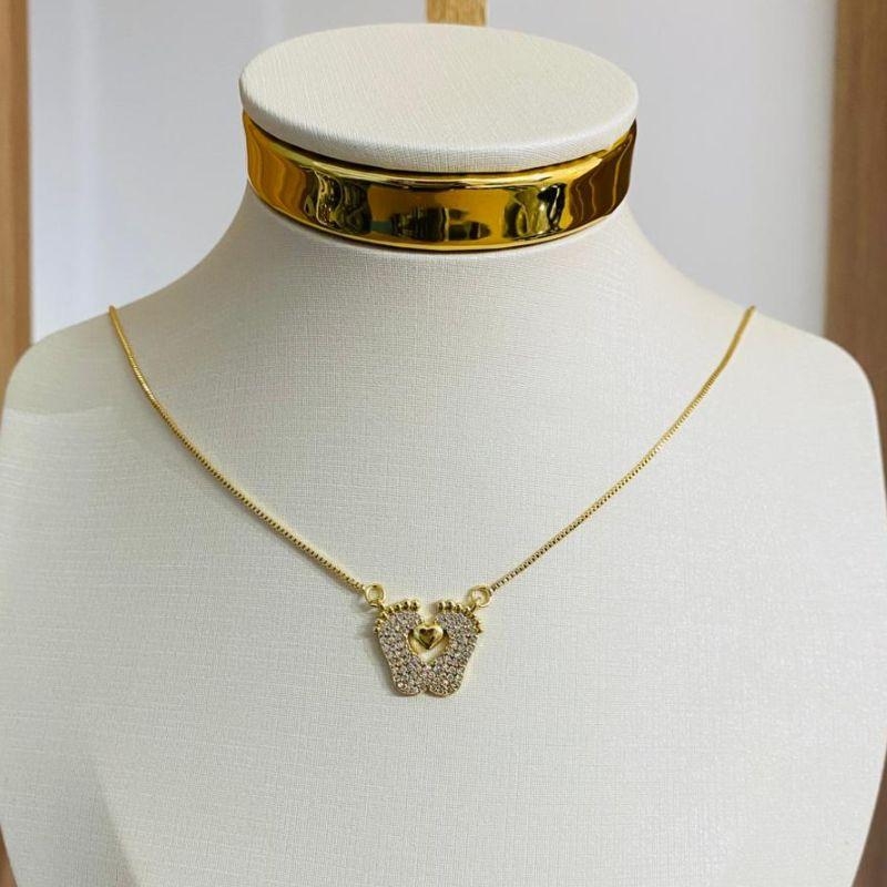 COLAR PEZINHO CRAVEJADO