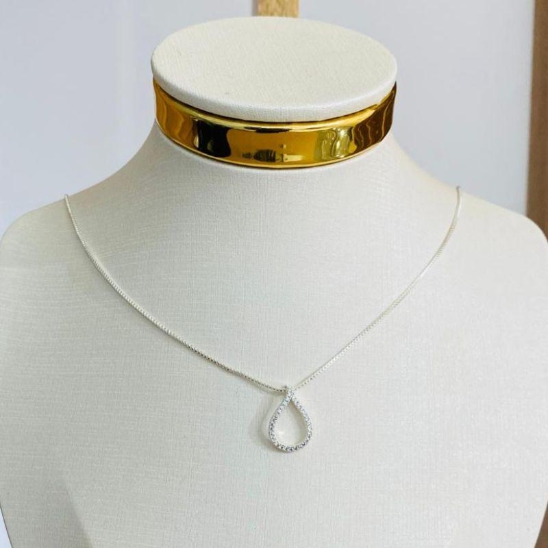 COLAR GOTA CRAVEJADA