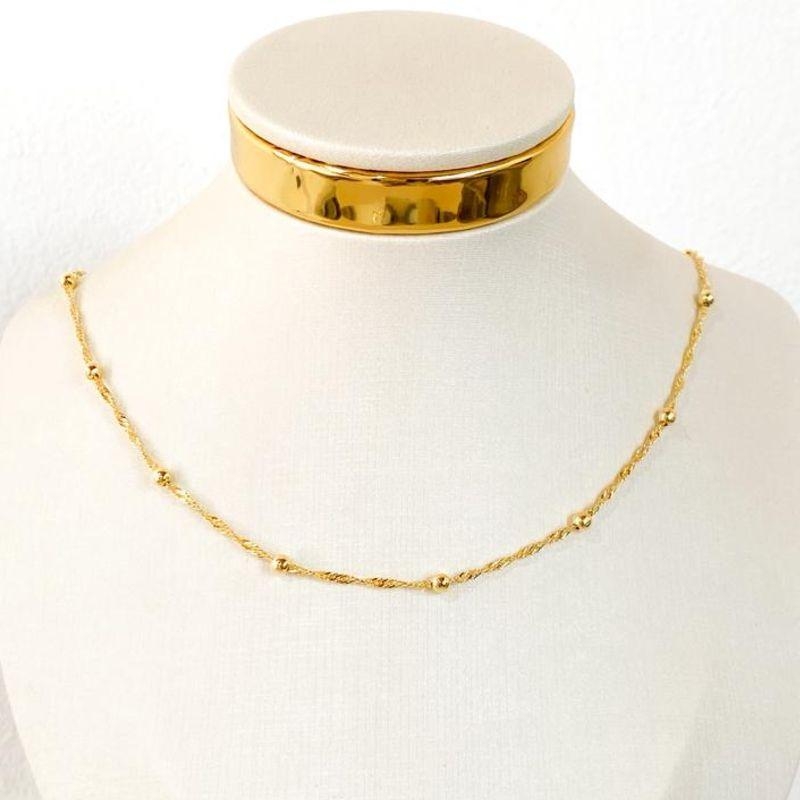 COLAR SINGAPURA COM BOLINHA