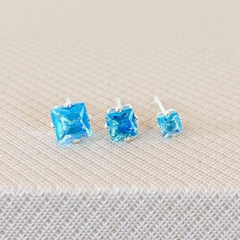 TRIO DE BRINCOS QUADRADO AZUL CLARO