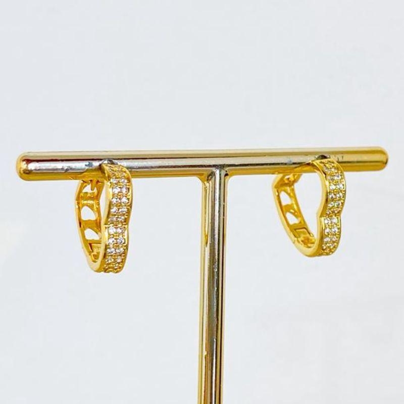 BRINCO ARGOLA CORAÇÃO CRAVEJADO