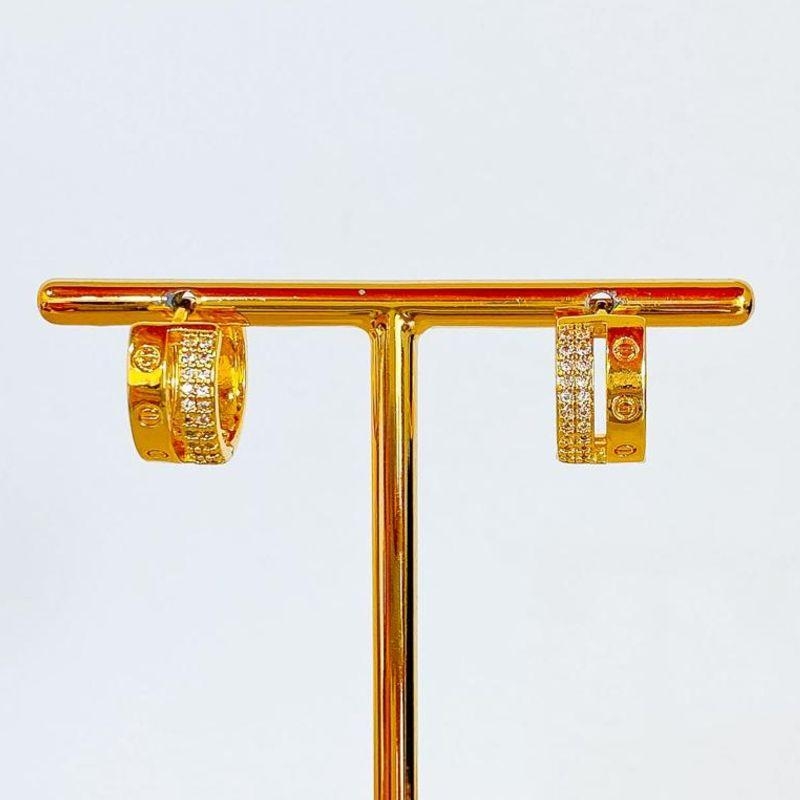 BRINCO ARGOLINHA CARTIER CRAVEJADA